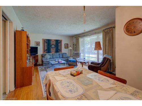 258 Arthur Street, Gananoque, ON - Indoor Photo Showing Dining Room