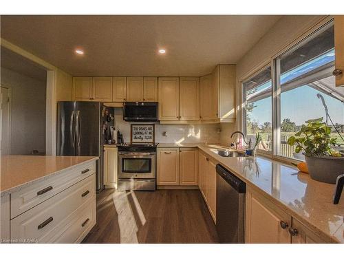 7072 County Road 2, Morven, ON - Indoor Photo Showing Kitchen