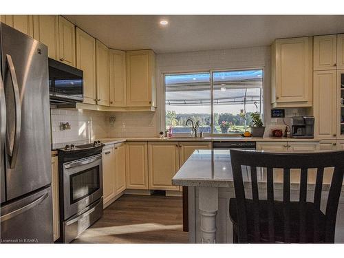 7072 County Road 2, Morven, ON - Indoor Photo Showing Kitchen