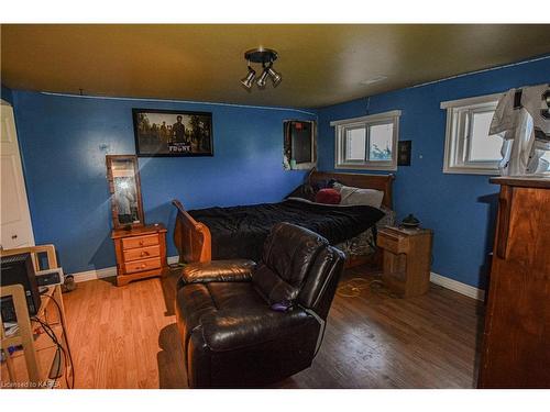 7072 County Road 2, Morven, ON - Indoor Photo Showing Bedroom