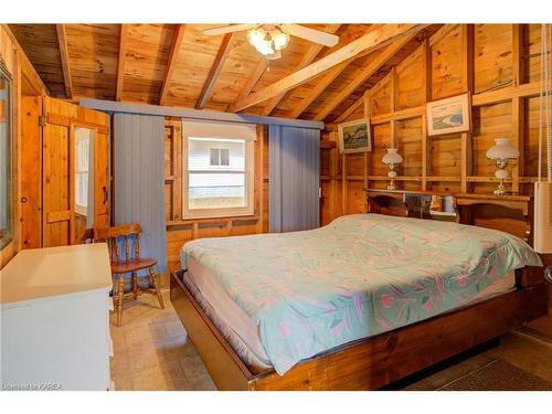 1264 Head Road, Cloyne, ON - Indoor Photo Showing Bedroom