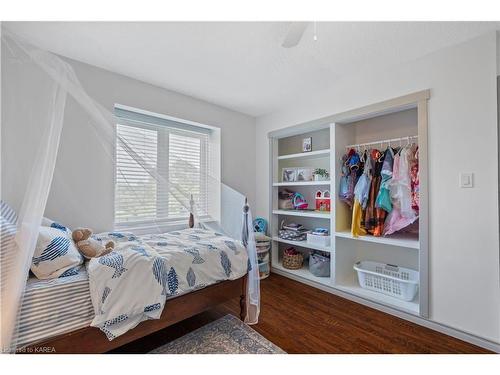 867 Ashton Place, Kingston, ON - Indoor Photo Showing Bedroom