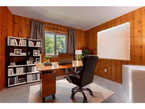 31 Chisamore Pt Rd, Gananoque, ON - Indoor Photo Showing Office