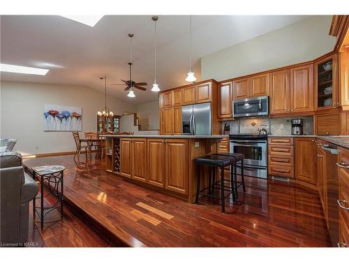 31 Chisamore Pt Rd, Gananoque, ON - Indoor Photo Showing Kitchen