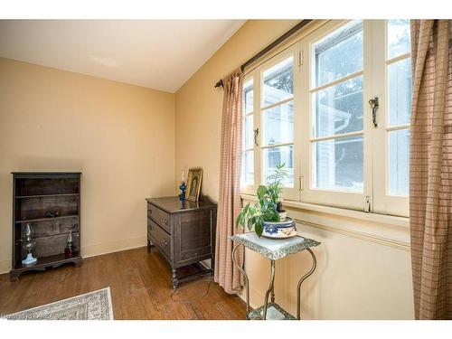 366 Dundas Street W, Napanee, ON - Indoor Photo Showing Other Room