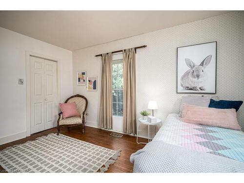 366 Dundas Street W, Napanee, ON - Indoor Photo Showing Bedroom