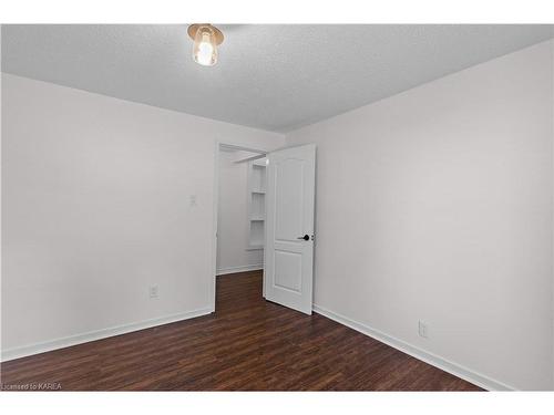 11 Sunny Acres Road, Kingston, ON - Indoor Photo Showing Other Room