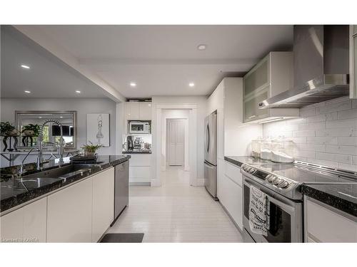 1678 South Boulevard, Kingston, ON - Indoor Photo Showing Kitchen With Stainless Steel Kitchen With Upgraded Kitchen