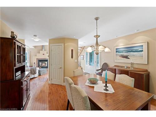 5209 Highway 15, Kingston, ON - Indoor Photo Showing Dining Room