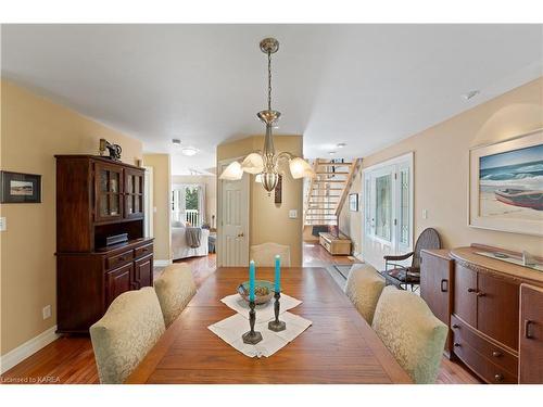 5209 Highway 15, Kingston, ON - Indoor Photo Showing Dining Room