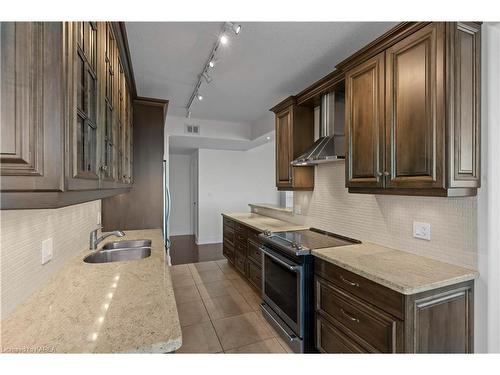 1303-5 Gore Street, Kingston, ON - Indoor Photo Showing Kitchen With Double Sink