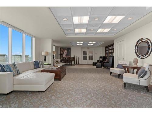 1303-5 Gore Street, Kingston, ON - Indoor Photo Showing Living Room