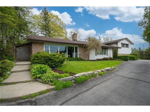 23 Brooklands Park Avenue, Bath, ON - Outdoor With Facade