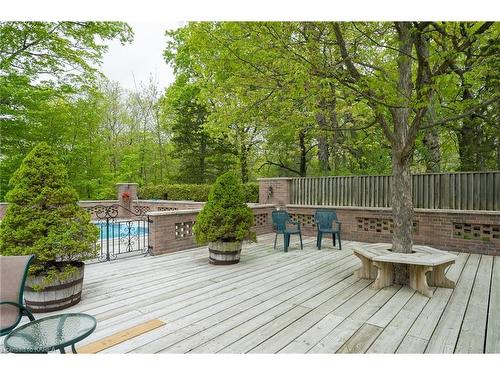 23 Brooklands Park Avenue, Bath, ON - Outdoor With Deck Patio Veranda