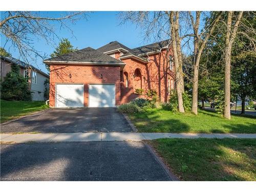 94 Manor Road, Bath, ON - Outdoor