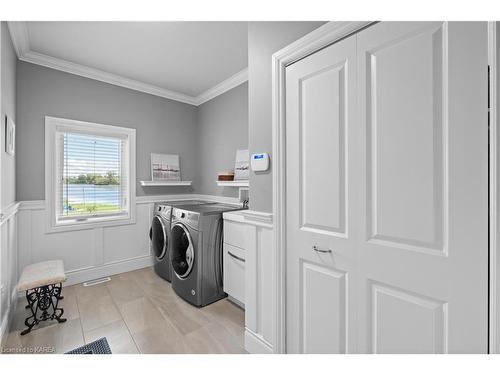 474 Dundas Street, Napanee, ON - Indoor Photo Showing Laundry Room