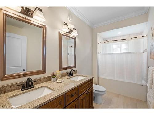 474 Dundas Street, Napanee, ON - Indoor Photo Showing Bathroom