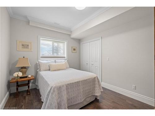 474 Dundas Street, Napanee, ON - Indoor Photo Showing Bedroom