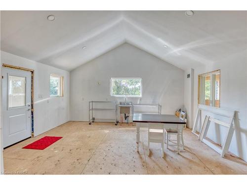 1036 Hilltop Road, Mountain Grove, ON - Indoor Photo Showing Other Room