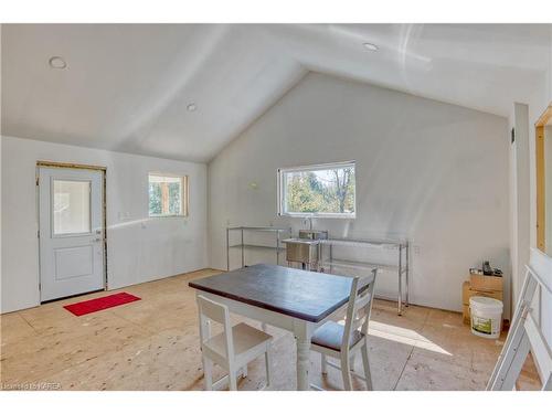 1036 Hilltop Road, Mountain Grove, ON - Indoor Photo Showing Dining Room