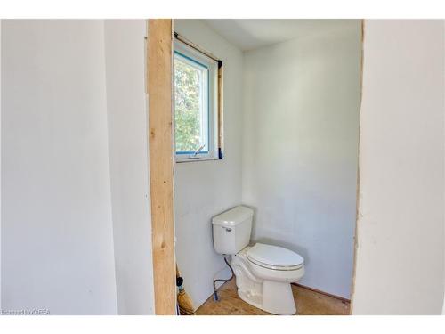 1036 Hilltop Road, Mountain Grove, ON - Indoor Photo Showing Bathroom