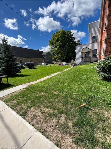 134 Dundas Street W, Napanee, ON - Outdoor