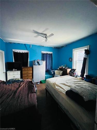 134 Dundas Street W, Napanee, ON - Indoor Photo Showing Bedroom