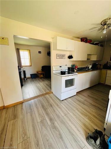 134 Dundas Street W, Napanee, ON - Indoor Photo Showing Kitchen