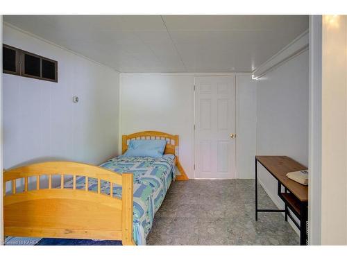 87 Scott Street, Kingston, ON - Indoor Photo Showing Bedroom