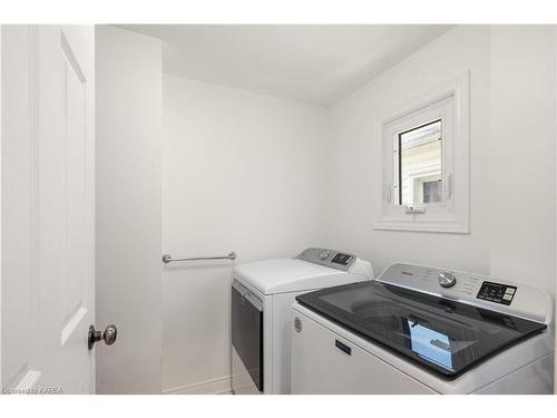 284 John Street, Gananoque, ON - Indoor Photo Showing Laundry Room