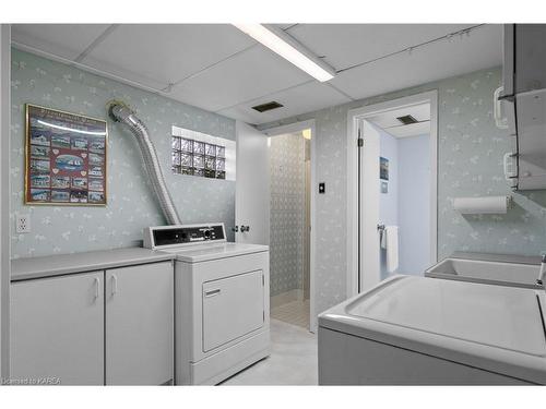 130 Factory Lane, Bath, ON - Indoor Photo Showing Laundry Room