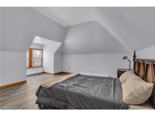 721 County Road 2, Lansdowne, ON - Indoor Photo Showing Bedroom