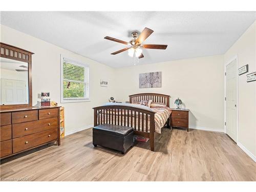 5193 Wilmer Road, Perth Road Village, ON - Indoor Photo Showing Bedroom