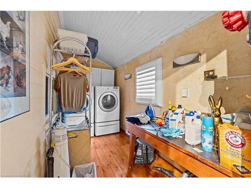 174 John Street, Napanee, ON - Indoor Photo Showing Laundry Room