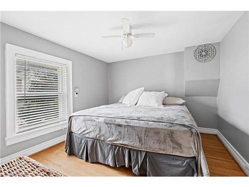 174 John Street, Napanee, ON - Indoor Photo Showing Bedroom