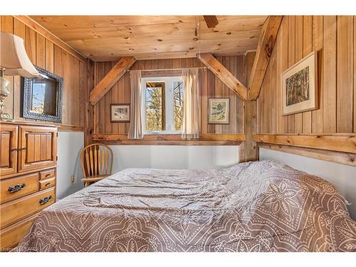 105 Taber Hill Lane, Rideau Lakes, ON - Indoor Photo Showing Bedroom