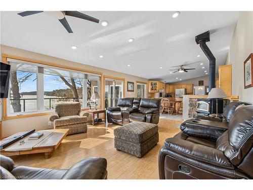 105 Taber Hill Lane, Rideau Lakes, ON - Indoor Photo Showing Living Room