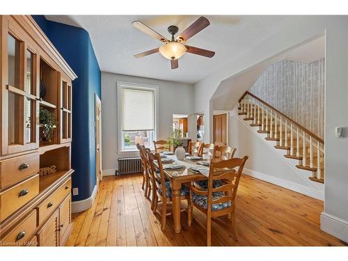 81 Wellington Street, Kingston, ON - Indoor Photo Showing Dining Room