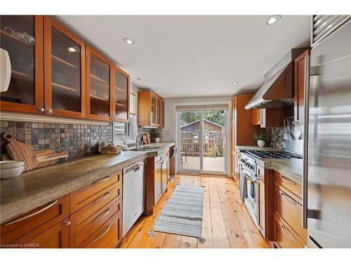 81 Wellington Street, Kingston, ON - Indoor Photo Showing Kitchen