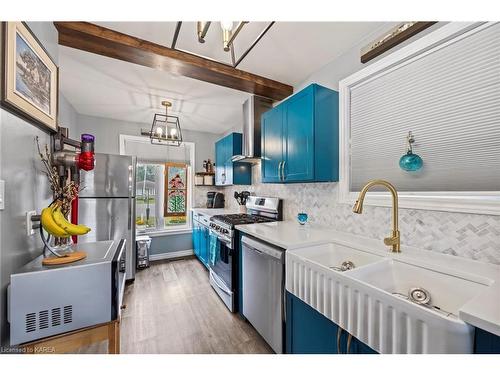 588 Whistler Terrace, Kingston, ON - Indoor Photo Showing Kitchen With Double Sink