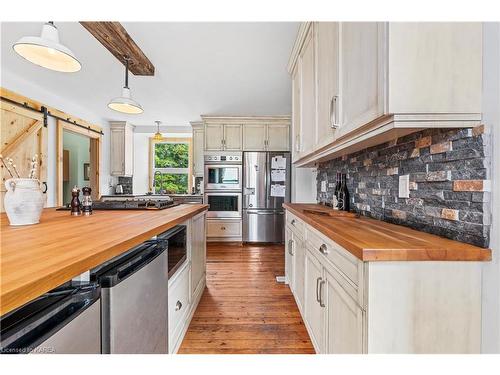 121 Bullfrog Bay Rd, Lansdowne, ON - Indoor Photo Showing Kitchen