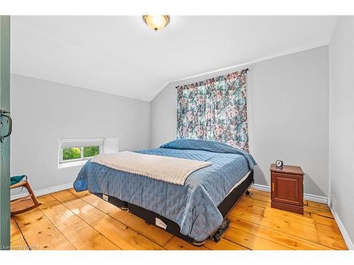 121 Bullfrog Bay Rd, Lansdowne, ON - Indoor Photo Showing Bedroom