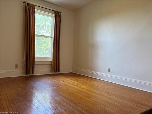 463 Elva Avenue, Kingston, ON - Indoor Photo Showing Other Room