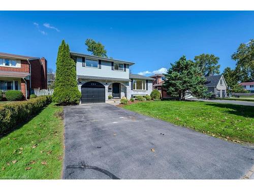 900 Ambleside Crescent, Kingston, ON - Outdoor With Facade