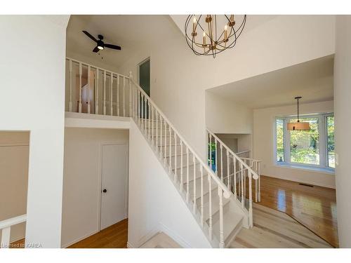 900 Ambleside Crescent, Kingston, ON - Indoor Photo Showing Other Room