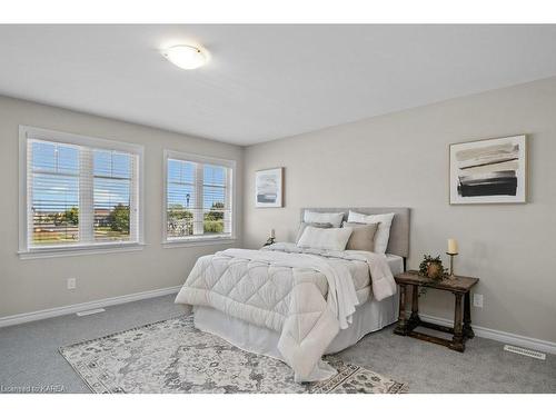 1203 Ashford Place, Kingston, ON - Indoor Photo Showing Bedroom