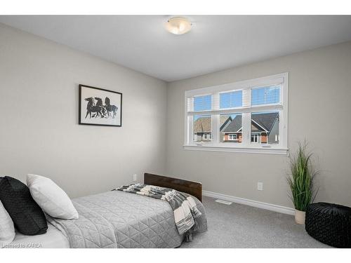 1203 Ashford Place, Kingston, ON - Indoor Photo Showing Bedroom