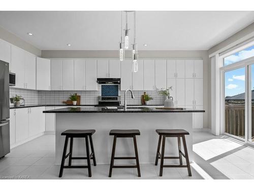 1203 Ashford Place, Kingston, ON - Indoor Photo Showing Kitchen With Stainless Steel Kitchen With Upgraded Kitchen