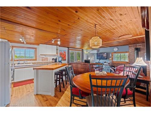 1057 Quinte Conservation Lane, Verona, ON - Indoor Photo Showing Dining Room