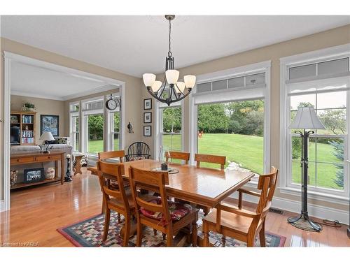 501 Gore Road, Kingston, ON - Indoor Photo Showing Dining Room